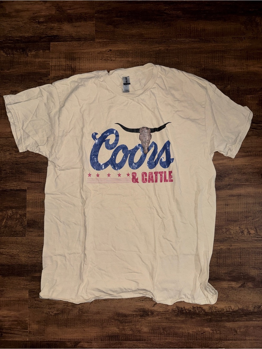 Gildan Cream Coors & Cattle Graphic Tee